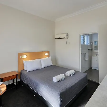 Cowra Motor Inn Exterior photo