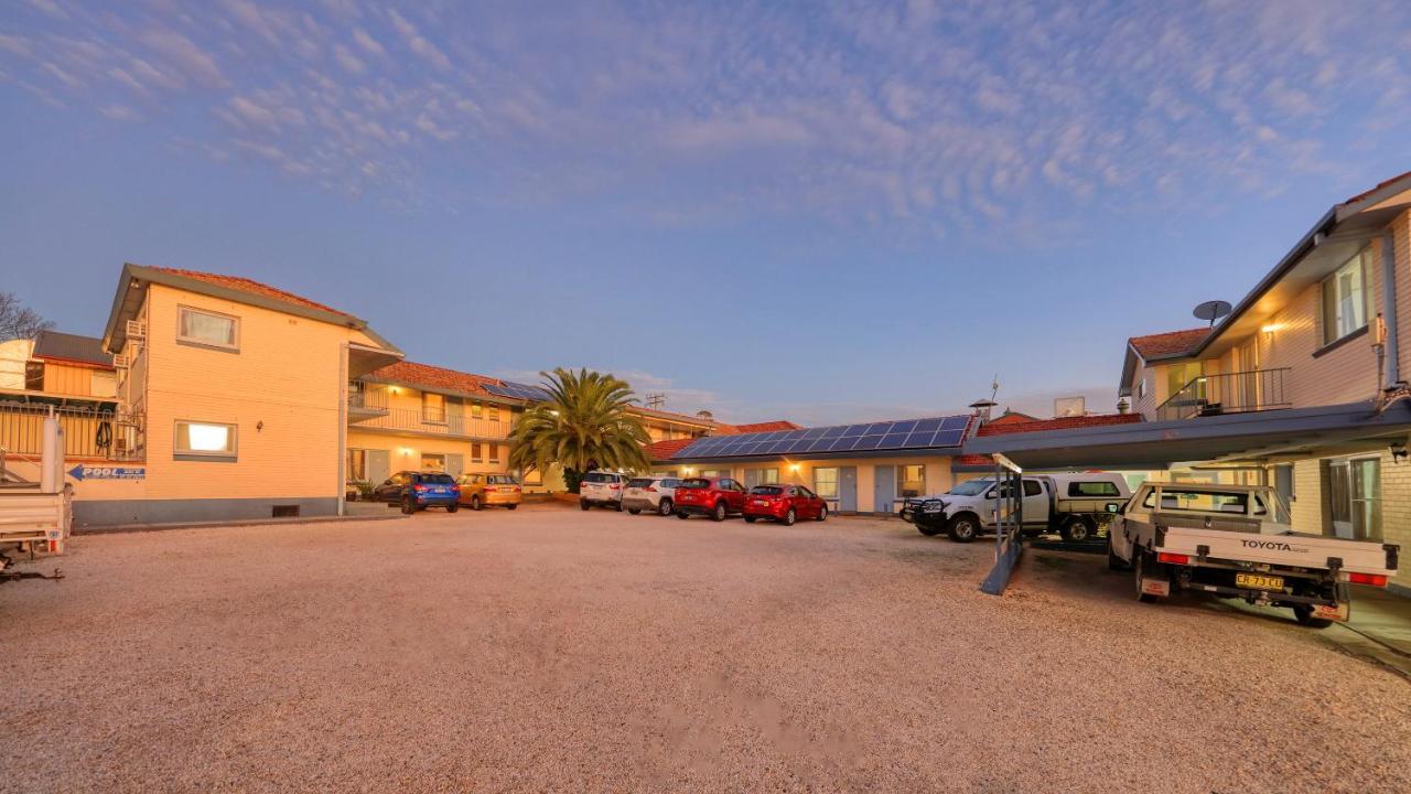 Motor Cowra