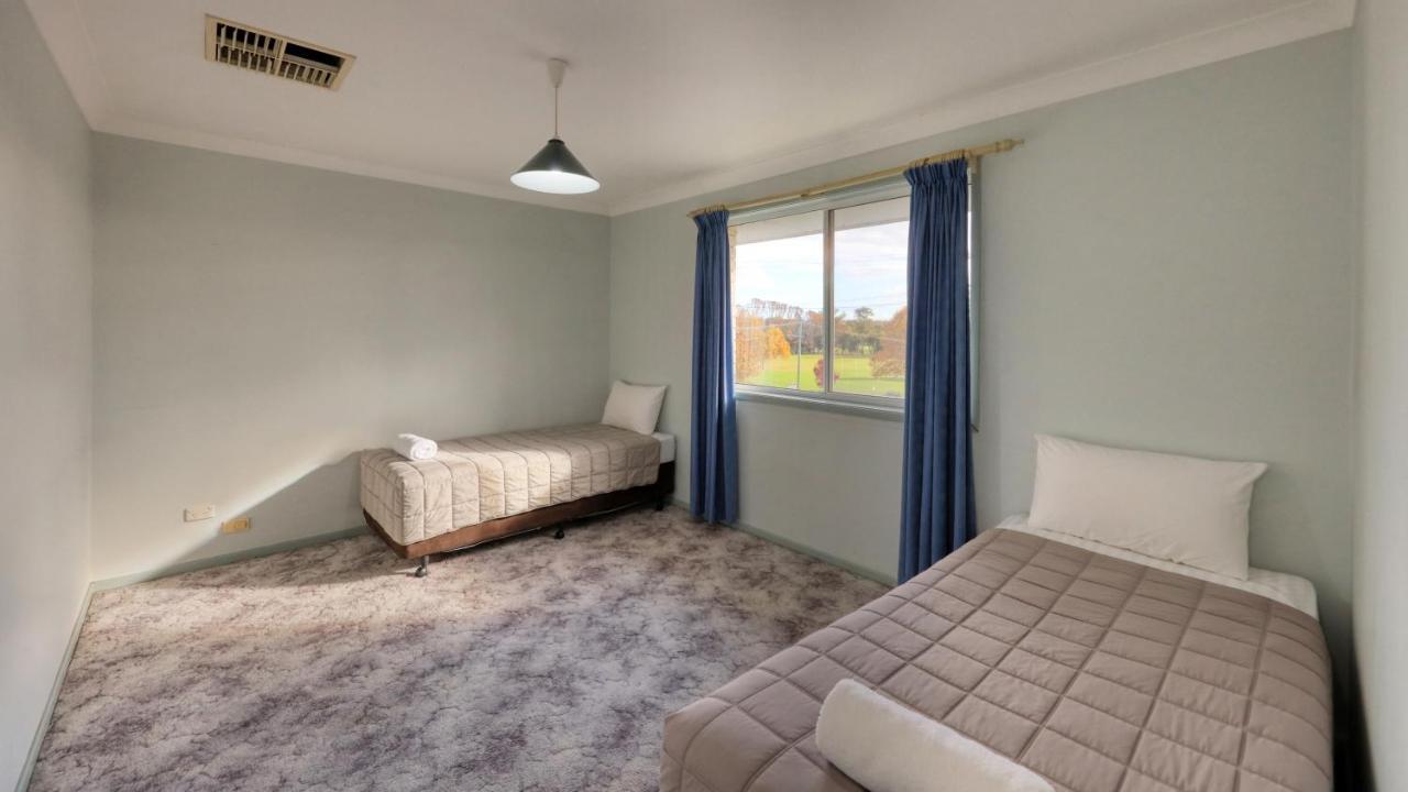 Motor Cowra